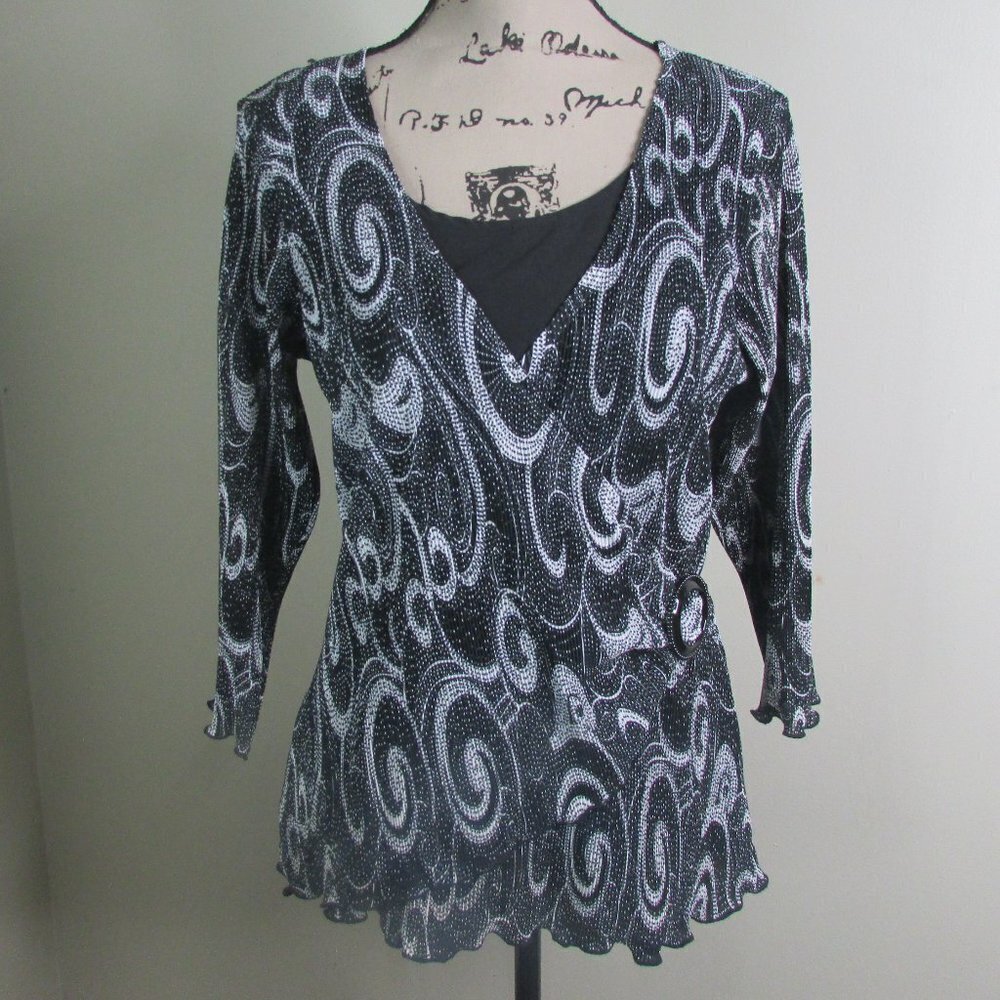 Notations Blouse M Black White 3/4 Sleeve